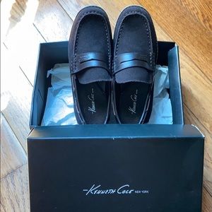 New (in box) Kenneth Cole Loafers